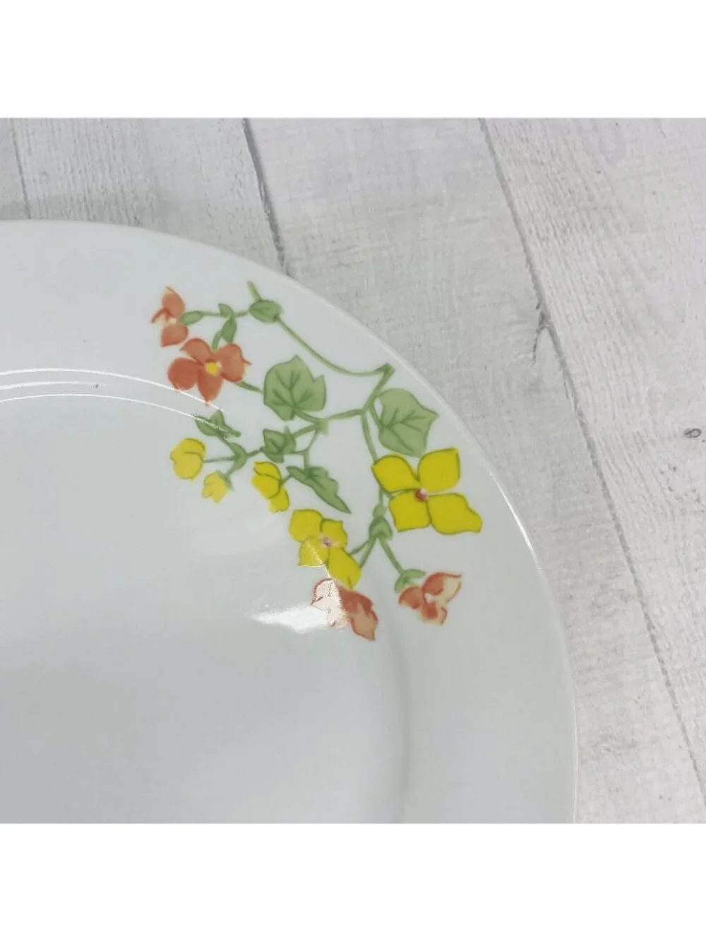 Gibson FLORIANA BLOOM Floral Rim On White Smooth Oven Safe Dinner Plates Set 4